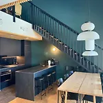 Aurora Heights - Tranquil Ski-in With Free Passes Apartamento *