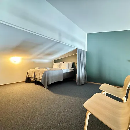 Aurora Heights - Tranquil Ski-in With Free Passes *