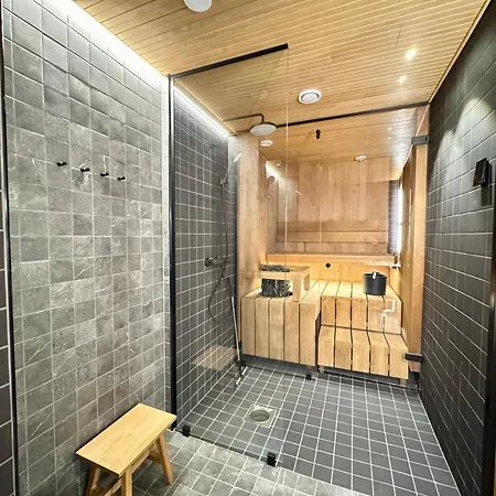 Aurora Heights - Tranquil Ski-in With Free Passes Apartman *