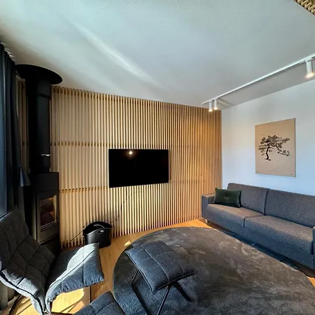 Aurora Heights - Tranquil Ski-in With Free Passes Levi